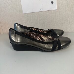 Anne Klein Sport Womens AKDefinitely gray/ Black Patent Wedge Pump US 10M